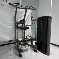 Machine de traction assistée commerciale multi-positions pour dips et tractions, barre de traction en acier nu de 3 mm, robuste pour salle de sport, distributeur recherché, CE ISO