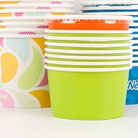 Gobelets en papier biodégradables imperméables à paroi simple avec impression de marque pour crème glacée, tailles de 2oz à 32oz, vente chaude, diverses tailles disponibles pour la crème glacée