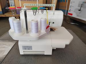 JUKKY 703 Nueva Máquina de Coser Overlock Portátil de Cuatro Hilos, Industrial y Doméstica, para Confección de Ropa - Product Image 3