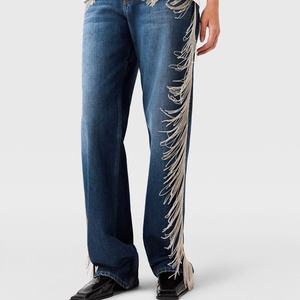 Jeans Personalizados de Alta Calidad con Lavado Desgastado, Adornados con Cadenas y Borlas, Corte Recto - Product Image 3