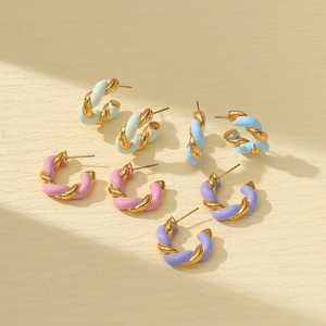 Pendientes de aro de <span class=keywords><strong>c</strong></span>írculo grueso con gota de aceite de esmalte colorido, pendientes de acero inoxidable en forma de <span class=keywords><strong>C</strong></span> torcida, joyerí<span class=keywords><strong>a</strong></span> de <span class=keywords><strong>moda</strong></span> para mujer - Product Image 2
