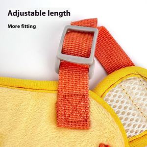 छोटे कुत्तों और बिल्लियों के लिए फैशनेबल बटन बंद पालतू जानवरों का दोहन विरोधी भागने वाले लीश के साथ बनियान शैली - Product Image 3