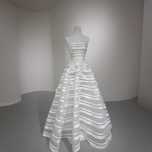 Vestido de Novia NT141 sin Tirantes con Cintas y Rayas, Apliques Florales 3D, Organza Transparente, Corte en A, Vestido de Noche para Novia Jancember - Product Image 2