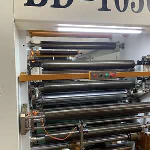 Machine de laminage à sec rouleau-à-rouleau haute précision sans solvant écologique pour films d'emballage souple - Product Image 2