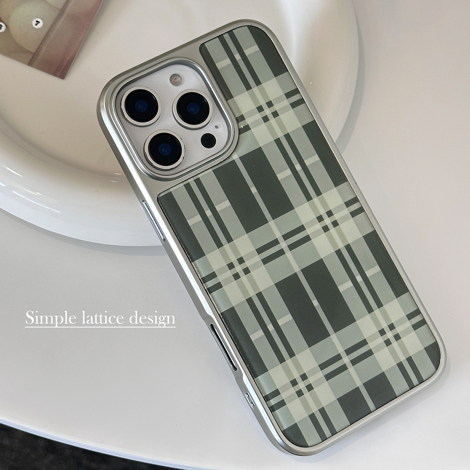 Silver-edged tea green plaid