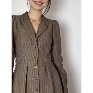 Abrigo largo elegante de <span class=keywords><strong>mujer</strong></span> con solapa, estilo gabardina, para otoño-invierno, de mezcla de lana a rayas, con botonadura sencilla, tipo vestido maxi - Product Image 3