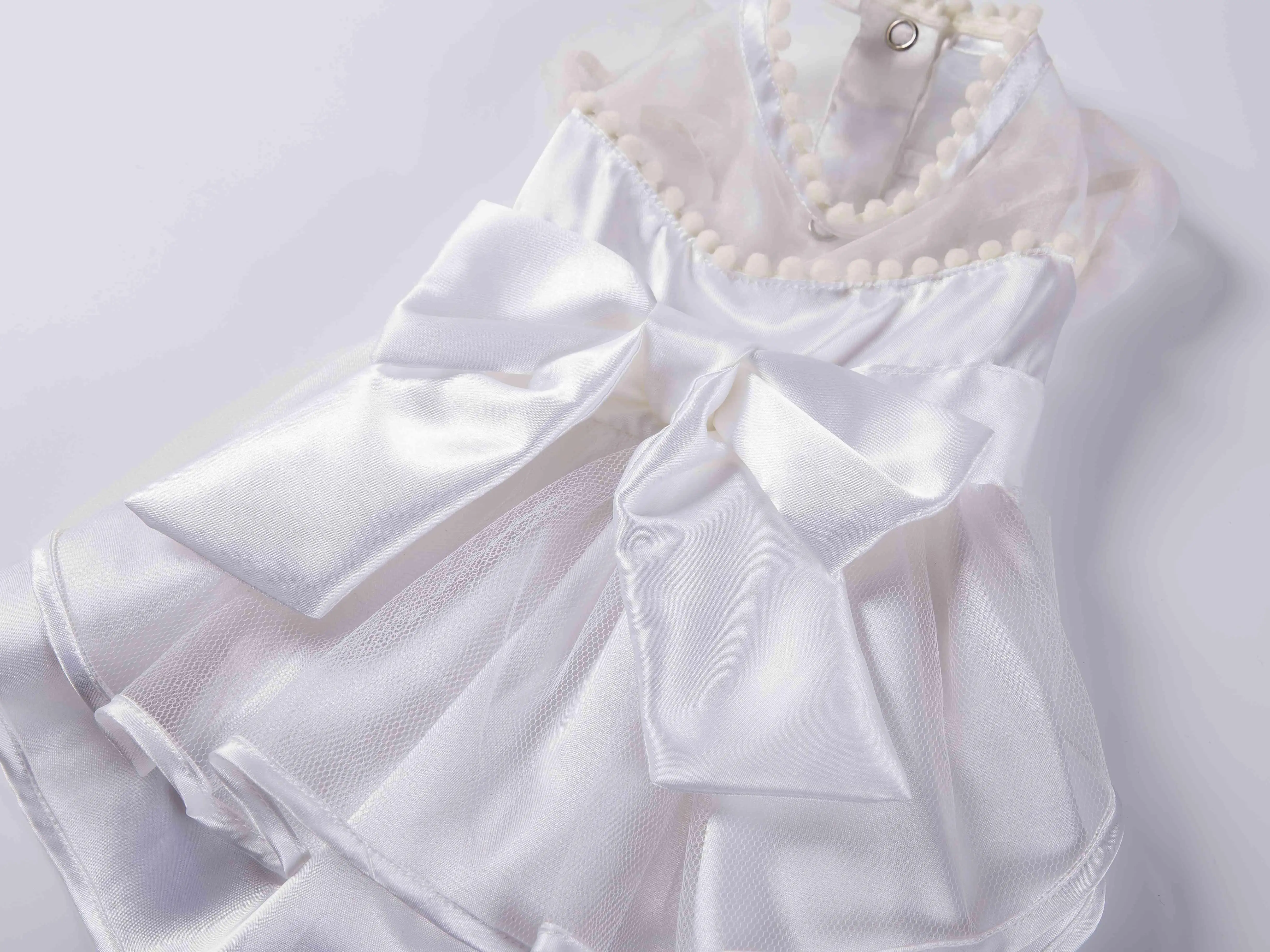 Wholesale Summer Pet White Hollow Out Princess Dress Dog Soft Comfortable Dress Pet Wedding Dress