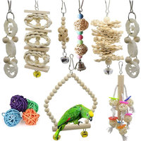Nouvelle collection transfrontalière de jouets pour oiseaux : Ensemble multi-pièces avec échelles, balançoires, balles en rotin et jouets à mâcher en bois