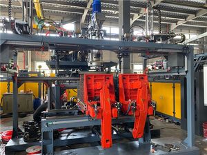 Machine de soufflage par extrusion à haute vitesse pour fûts d'huile en <span class=keywords><strong>plastique</strong></span> HDPE de 5 <span class=keywords><strong>litres</strong></span> - Prix - Product Image 2