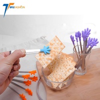Mini pince à aliments, pince à glace en Silicone en forme de main, spécialement conçu, meilleurs Gadgets de cuisine, pour Muffins, crêpes, 1 pièce