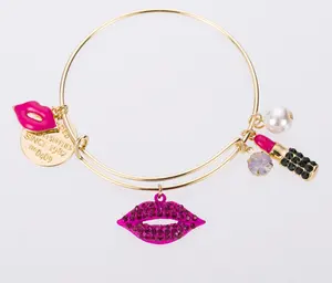 Mode Lippen Lippenstift Cosmetische Charm Bangle Armbanden Lady Custom Charm Expandable Metal Bangles Armbanden Vriendinnen Geschenken