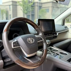 <span class=keywords><strong>Toyota</strong></span> <span class=keywords><strong>Sienna</strong></span> <span class=keywords><strong>2022</strong></span> noire, véhicule utilitaire sport (VUS) 7 places, faible kilométrage, excellent état, bien entretenue, <span class=keywords><strong>hybride</strong></span> économe en carburant, choix privilégié - Product Image 5