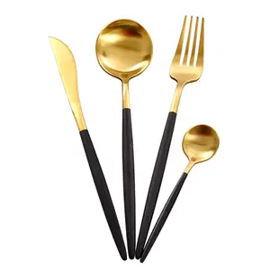 Cubiertos de acero inoxidable de buena calidad Juego de cubiertos con mango negro dorado <span class=keywords><strong>mate</strong></span> Cubiertos en <span class=keywords><strong>vajilla</strong></span> - Product Image 1