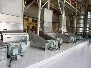 Máquina de rollo de flanqueo Anticolisión de alta calidad para prensa de aceite - Product Image 6