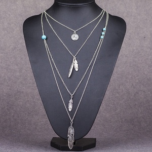 Collar Retro Chapado en Oro con Colgante <span class=keywords><strong>de</strong></span> Moneda y Pluma en Capas con Cuentas <span class=keywords><strong>de</strong></span> Turquesa <span class=keywords><strong>de</strong></span> Aleación <span class=keywords><strong>de</strong></span> <span class=keywords><strong>Zinc</strong></span> <span class=keywords><strong>para</strong></span> Mujer, Regalo <span class=keywords><strong>para</strong></span> Fiesta, Hipoalergénico - Product Image 6