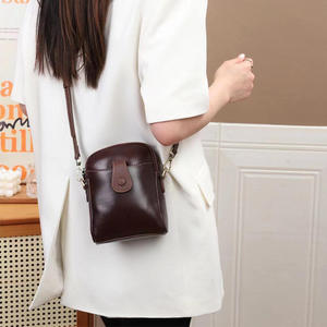 Bolsos cruzados de hombro AndoBag para mujer, de cuero vacuno genuino, bolso informal para teléfono, bolso cuadrado pequeño de moda 9945 - Product Image 5