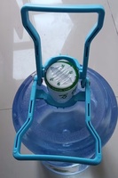 Bouteille d'eau minérale de bonne qualité de 18 L, 19 L, 20 L, 3, 4, 5 gallons avec poignée de transport facile et poignée de levage