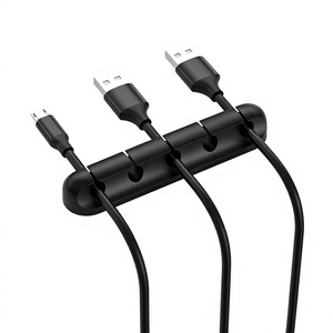 Soporte organizador de cables, 3 ranuras, plástico negro, duradero, para cables, uso en el hogar, oficina y escritorio - Product Image 1