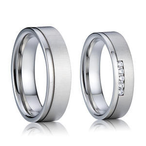 Juego de anillos de boda de pareja chapados en oro de 18K personalizados Ehering Anel Bague Anillos <span class=keywords><strong>Ringar</strong></span> Snubni Prsteny Trouwringen Anelli Jegygyuru - Product Image 4