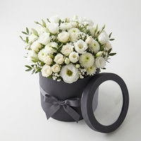 Boîte ronde grise de luxe personnalisée en papier lin avec fenêtre transparente, ruban et nœud, boîte cadeau cylindrique pour fleurs