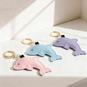 개인화 된 대량 맞춤형 3D 만화 애니메이션 열쇠 고리 로고 럭셔리 사용자 정의 귀여운 돌고래 모양 Pu 가방 가죽 열쇠 고리 - Product Image 1