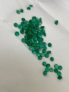 Lote de Piedras Preciosas Facetadas de Esmeralda Verde Natural de 2.5mm y 2.90 Quilates, BALAJI GEMS JEWELLERY R249, para Anillo o Colgante de Rajasthan - Product Image 3