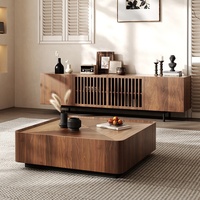 Table basse en noyer de style moderne, cadre en bois, base en métal, table centrale au design minimaliste, table de salon carrée fonctionnelle