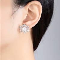 Boucles d'oreilles pendantes en argent flocon de neige exquises, micro-incrustées de zircon, motif floral géométrique, perles d'eau douce, pour femmes