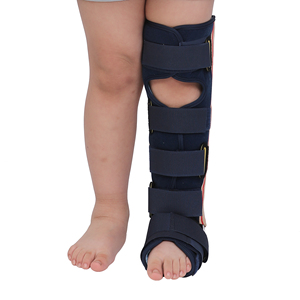 Fixation pré- et post-opératoire des fractures de la cuisse et de la cheville avec fixation par sangle de cheville, et fixation des lésions des ligaments - Product Image 1