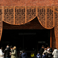 Panneau en aluminium perforé, revêtement de façade creux, revêtement PVDF pour la conception extérieure des parcs d'activités et des campus d'affaires