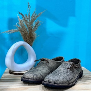 Chaussures en cuir bavaroises avec dessus en daim de chèvre véritable, semelle en caoutchouc durable, écologique, confortable et souple, toutes saisons - Product Image 2