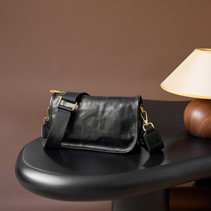 Wholesale Factory ODM OEM Custom Genuine Cowhide Leather Shoulder <b>Bag</b> Crossbody <b>Satchel</b> Messenger <b>Bag</b> <b>for</b> <b>Women</b> Man - Product Image 2