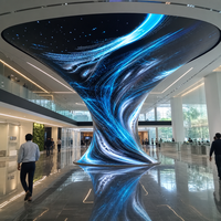 Écran LED flexible OEM P4 incurvé et ondulé pour affichage publicitaire mural dans les centres commerciaux, couloirs, supermarchés, restaurants, hôtels, expositions et présentation de marques