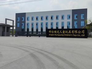 1-6 <span class=keywords><strong>anni</strong></span> <span class=keywords><strong>bambino</strong></span> giocattolo all'aperto senza pedali <span class=keywords><strong>4</strong></span> ruote <span class=keywords><strong>bambino</strong></span> equilibrio bici <span class=keywords><strong>bambino</strong></span> auto da corsa per lo scorrimento per i bambini - Product Image 6