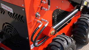 सस्ते कुबोटा इंजन स्किड टेंड लोडर क्रॉलर लोडर 0.15 मीटर बकेट क्षमता के साथ - Product Image 6