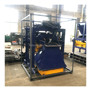 QT4-35 環境に優しいインターロッキング式手動レンガ製造機価格 最新粘土ブロック製造機とスタッカートロリー - Product Image 3