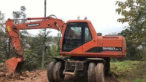 Excavatrice multifonctionnelle sur chenilles originale de la Corée DOOSAN WA150-7 Hyundai à haut rendement en bon état d'occasion en vente - Product Image 3