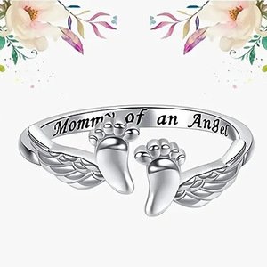 Anello con Impronta di Angelo per Donne, Accessorio da Dito per Uso Quotidiano - Product Image 1