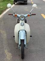 Motocyclette rétro vintage Little Cub 50cc 4 temps EFI d'origine japonaise Honda1 avec porte-bagages arrière pour la ville