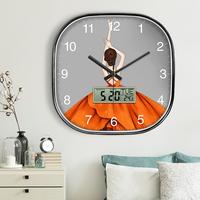 Jam Dinding Gantung Gaya Nordik Persegi Analog Digital Tampilan Digital Senyap Mewah Ruang Tamu Kamar Tidur Desain Fashion Plastik CE RoHs