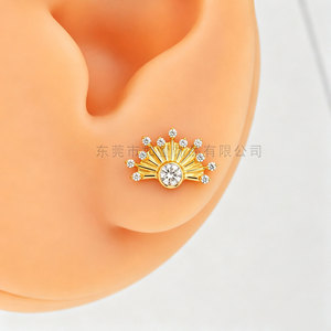 Clous d'oreilles en zircon en forme d'éventail en alliage de titane Yunnique 11 mm, bijoux dorés pour soirée, piercing - Product Image 4