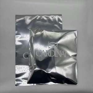 Sobres de Envío de Poliéster Plateado Metálico con Logotipo Personalizado, Bolsas de Correo de Papel de Aluminio Plateado Metálico, Tamaños Pequeño, Mediano y Grande para Ropa - Product Image 6