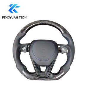 Volant en cuir personnalisé Alcantara en fibre de carbone forgée avec boutons pour <span class=keywords><strong>Toyota</strong></span> Corolla Camry E210 Se 2019 2024 Accessoires - Product Image 5