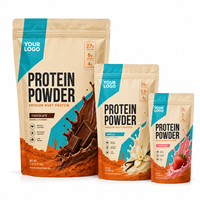 Sachet d'emballage personnalisé pour poudre protéinée, couleur beige sable turquoise, avec détails orange brûlé et trois pochettes verticales premium