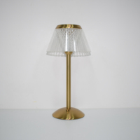 Classique élégant Bar salle à manger restaurant de luxe Rechargeable tactile cadeau mariage décor cristal mariage LED événement lampe de table sans fil