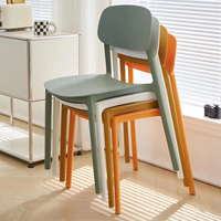 Chaises en plastique bon marché pour cuisine moderne, chaise empilable colorée, dossier simple, chaise de salle à manger en plastique pour café, bonbons