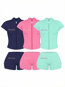 Comodo Completo Sportivo Estivo da <span class=keywords><strong>Donna</strong></span> <span class=keywords><strong>su</strong></span> <span class=keywords><strong>Misura</strong></span>: Giacca a Maniche Corte con Zip e Pantaloncini, Set 2 Pezzi - Product Image 2