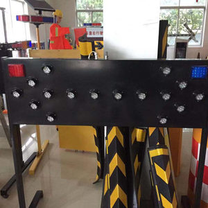 Ayakta tip güneş enerjili LED ok uyarı yol tabela - Product Image 3