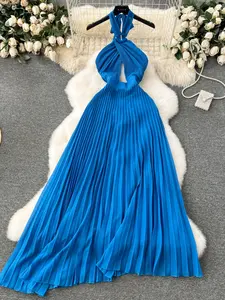 Boutique Wholesale 2024 Summer New Sexy Backless Hollow Hanging Neck Pleated Long Pleated Women's Dress