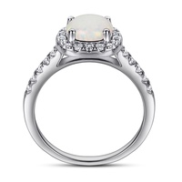 Ensemble de bagues tendance pour femmes en argent 925 plaqué rhodium avec pierres CZ serties en halo, certifiées et personnalisables pour fiançailles, mariage et anniversaire